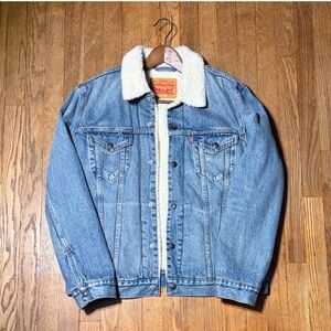 Levi's Light Blue Denim Jacket with Cream Sherpa Collar